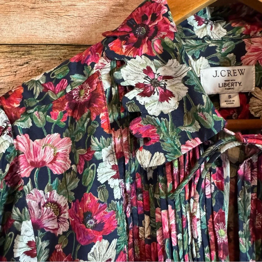 J. Crew Women's Scalloped Sleeve Top in Liberty Poppy Amelie Floral Blouse Sz S - Picture 4 of 10